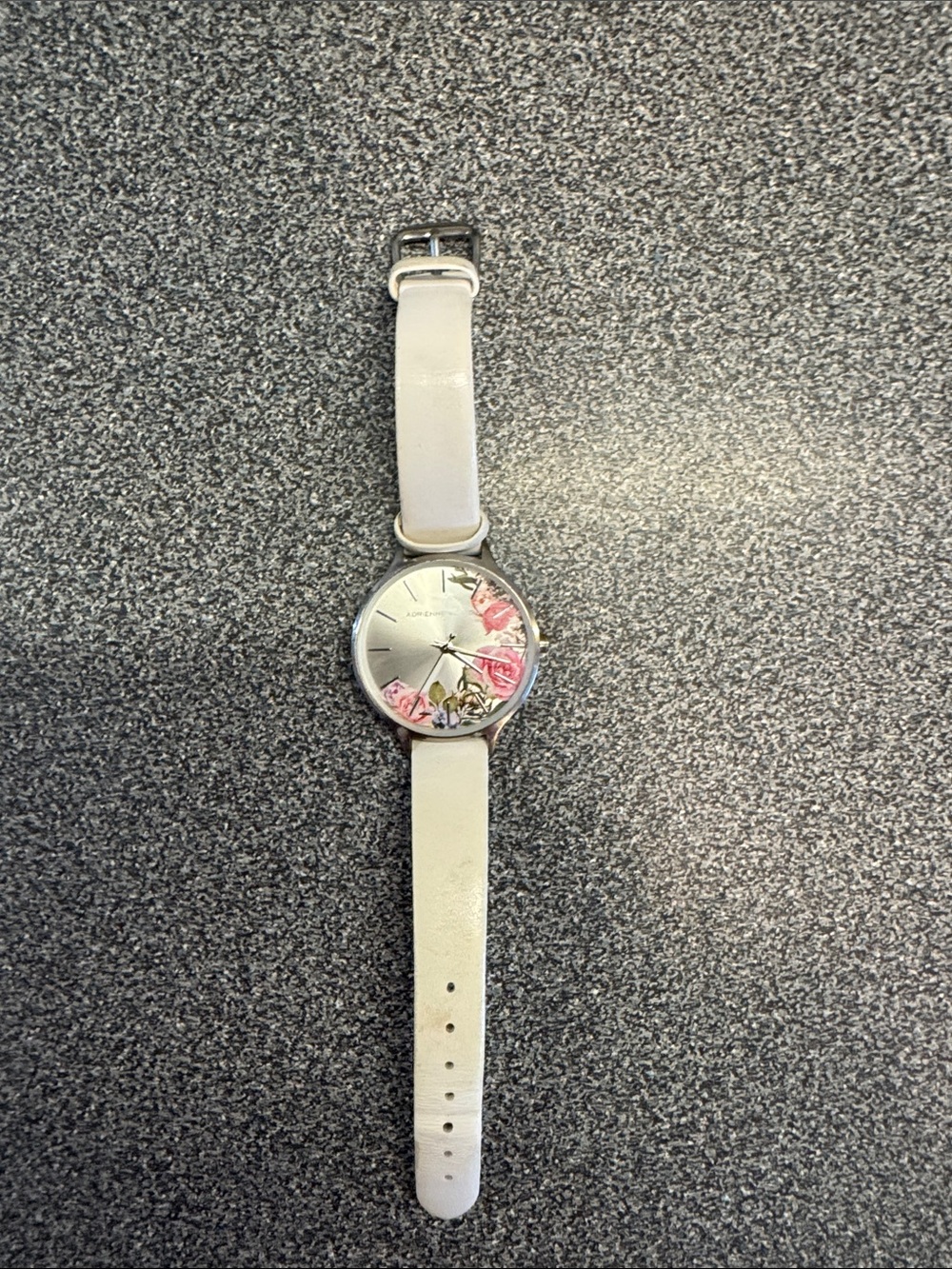 Women's Floral Dial Leather Strap Watch - Pink - Picture 2 of 4